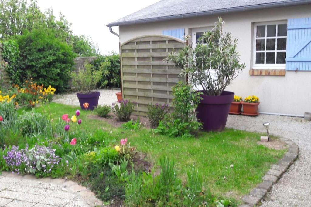 Dependance Au Calme Dans Notre Jardin Ferienhaus *