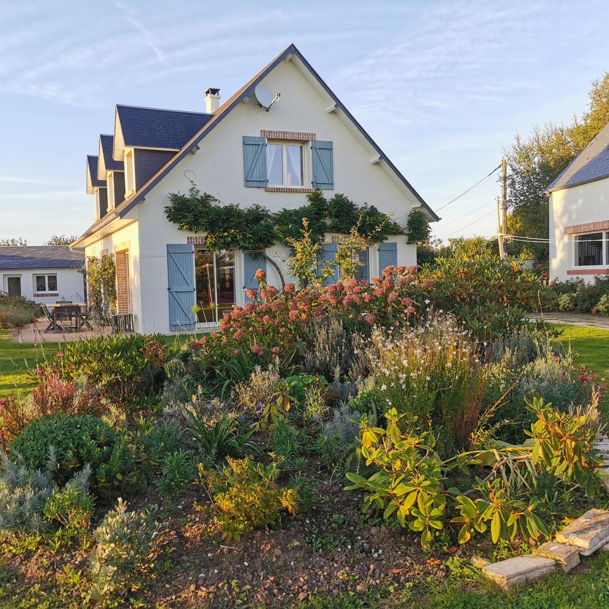 Ferienhaus Dependance Au Calme Dans Notre Jardin